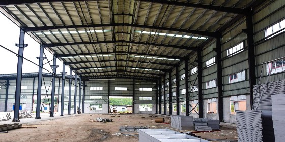 在下雨天，鋼結(jié)構(gòu)施工需要注意哪些事項(xiàng)