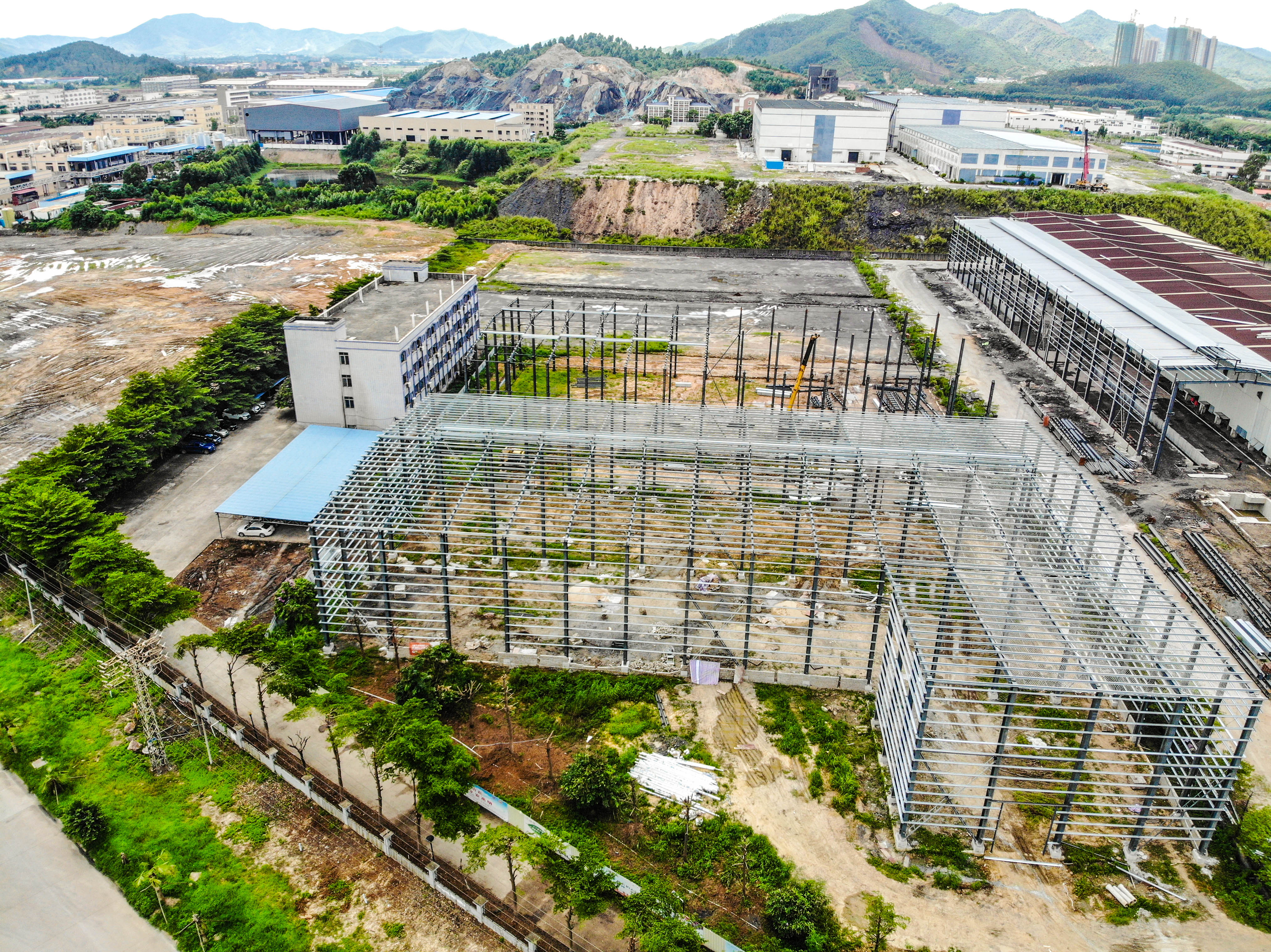 鋼結(jié)構(gòu)廠房