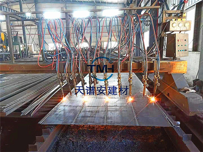 鋼構(gòu)加工廠家